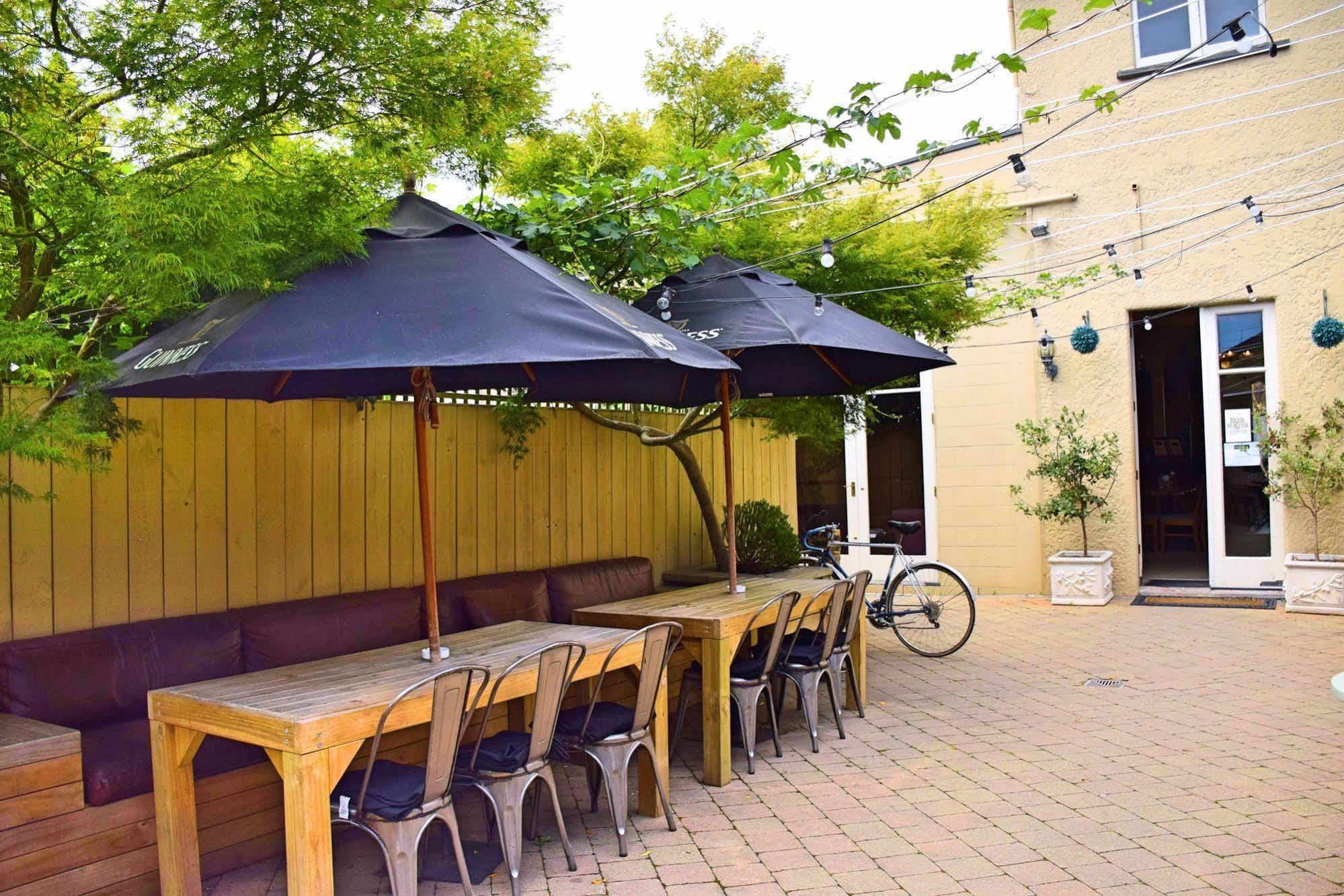 The Prince Albert Backpackers & Bar Nelson Dış mekan fotoğraf